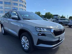 Steel grey Neu 2025 Skoda Karoq Selection SUV | 33.999 € (Fairer Preis)