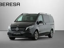 Graphitgrau Gebraucht 2024 Mercedes V300 Night Van / Kleinbus | 61.780 € (Guter Preis)
