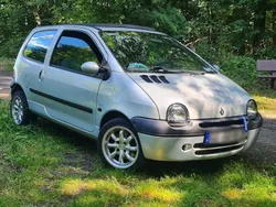 Blau Gebraucht 2004 Renault Twingo Kleinwagen | 3.500 € (Teuer)