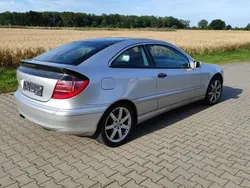 Grau Gebraucht 2003 Mercedes 180 Limousine | 1.600 €