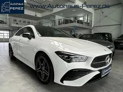 Weiß Gebraucht 2023 Mercedes CLA250 AMG Line Premium Plus Limousine | 44.990 € (Teuer)