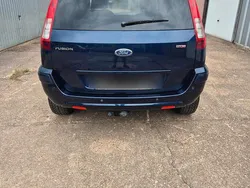 Blau Gebraucht 2010 Ford Fusion Limousine | 3.500 €