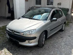 Silber Gebraucht 2006 Peugeot 206 Kleinwagen | 1.100 € (Guter Preis)