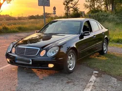 Schwarz Gebraucht 2006 Mercedes E220 Limousine | 3.000 €