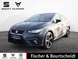 Grau Gebraucht 2024 Seat Ibiza FR Limousine | 21.580 € (Fairer Preis)
