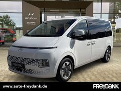 Creamy white Gebraucht 2024 Hyundai Staria Van / Kleinbus | 45.999 € (Guter Preis)