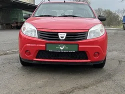 Rot Gebraucht 2009 Dacia Sandero Kleinwagen | 1.190 € (Guter Preis)