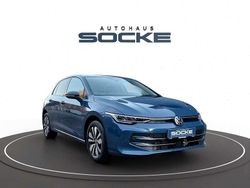 Blau Gebraucht 2024 VW Golf VIII Goal Limousine | 24.985 € (Superpreis)