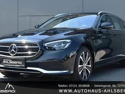 Ung. schwarz unilack Gebraucht 2022 Mercedes E300 Avantgarde Kombi | 36.900 € (Fairer Preis)