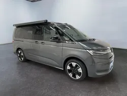 2t deep black perleefekt Neu 2025 VW T7 California Van | 71.394 € (Teuer)