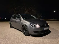 Grau Gebraucht 2010 VW Golf VI Kleinwagen | 3.300 € (Guter Preis)
