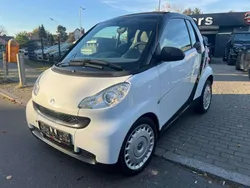 Weiß Gebraucht 2010 Smart ForTwo Cabrio Pure Cabrio | 2.990 € (Guter Preis)