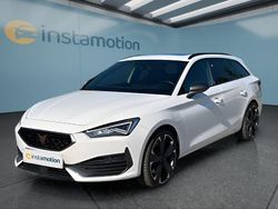 Weiß Gebraucht 2022 Cupra Leon Kombi | 23.199 € (Guter Preis)