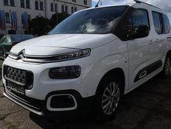 Weiß Gebraucht 2022 Citroën Berlingo Feel Van / Kleinbus | 13.900 € (Superpreis)