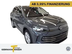 Grau Gebraucht 2024 VW Tiguan Elegance SUV | 48.390 € (Superpreis)