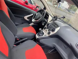 Grau Gebraucht 2009 Ford Ka Kleinwagen | 2.400 €