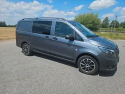 Grau Gebraucht 2017 Mercedes Vito Van / Kleinbus | 20.500 € (Guter Preis)