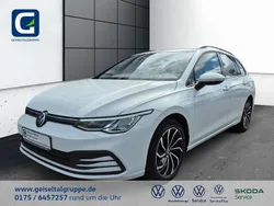 Weiß Gebraucht 2022 VW Golf VIII Life Kombi | 18.930 € (Fairer Preis)