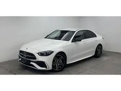 Weiß Gebraucht 2022 Mercedes C300 AMG Limousine | 42.300 € (Fairer Preis)