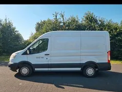 Weiß Gebraucht 2015 Ford Transit Limousine | 4.650 €