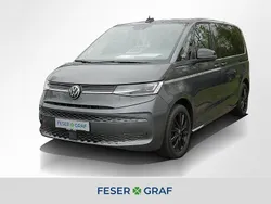 Grau Gebraucht 2024 VW T7 Life Van | 56.450 € (Fairer Preis)