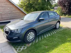 Grau Gebraucht 2020 Skoda Scala Kleinwagen | 13.990 € (Guter Preis)