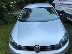 Grau Gebraucht 2012 VW Golf VI Kombi | 3.399 € (Fairer Preis)