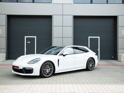 Weiß Gebraucht 2018 Porsche Panamera Sport Turismo Limousine | 64.100 € (Teuer)