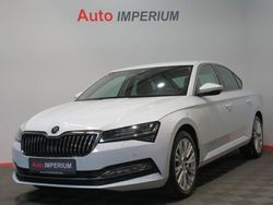 Weiß Gebraucht 2022 Skoda Superb Style Limousine | 27.990 € (Fairer Preis)