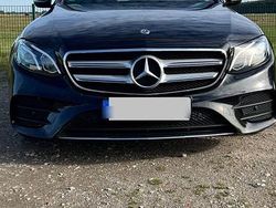 Schwarz Gebraucht 2020 Mercedes E200 AMG line Kombi | 29.999 €