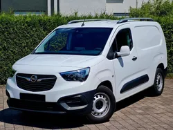 Weiß Gebraucht 2021 Opel Combo Edition Van / Kleinbus | 14.900 € (Fairer Preis)