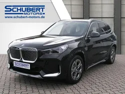 Schwarz Neu 2025 BMW iX1 Performance SUV | 62.990 €