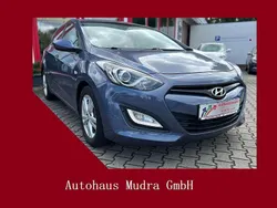 Blueberry Gebraucht 2012 Hyundai i30 Classic Limousine | 8.999 € (Teuer)