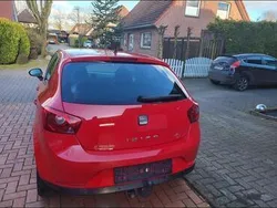 Rot Gebraucht 2012 Seat Ibiza Limousine | 5.200 € (Fairer Preis)