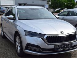 Silber Gebraucht 2021 Skoda Octavia First Edition Kombi | 18.690 € (Fairer Preis)