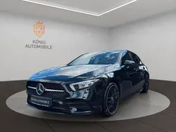 Kosmosschwarz Gebraucht 2018 Mercedes A200 AMG Limousine | 20.990 € (Fairer Preis)