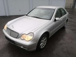 Silber Gebraucht 2002 Mercedes C200 Elegance Limousine | 1.399 € (Superpreis)