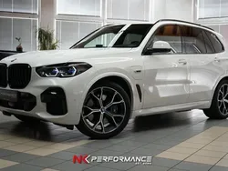 Alpinweiss iii Gebraucht 2022 BMW X5 M Sport SUV | 68.990 € (Teuer)