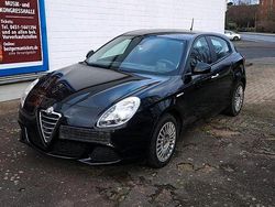Schwarz Gebraucht 2012 Alfa Romeo Giulietta Kleinwagen | 9.500 € (Etwas zu teuer)