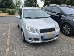 Silber Gebraucht 2009 Chevrolet Aveo Kleinwagen | 999 €