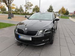Schwarz Gebraucht 2019 Skoda Octavia Soleil Kombi | 21.900 € (Etwas zu teuer)