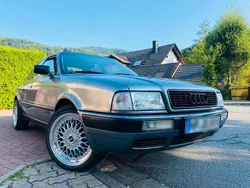 Grau Gebraucht 1993 Audi 80 Limousine | 4.500 €