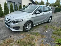 Silber Gebraucht 2015 Mercedes B220 Style Van / Kleinbus | 8.900 €