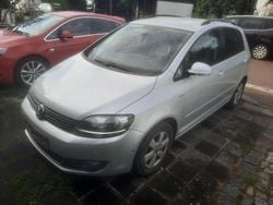 Silber Gebraucht 2013 VW Golf Sportsvan Life Van / Kleinbus | 5.500 €