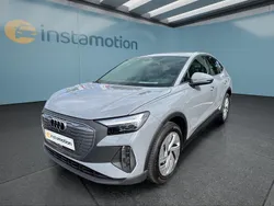 Grau Gebraucht 2023 Audi Q4 e-tron SUV | 26.449 € (Guter Preis)
