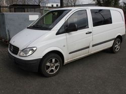 Weiß Gebraucht 2008 Mercedes Vito Van / Kleinbus | 3.990 € (Fairer Preis)
