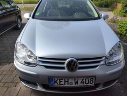 Silber Gebraucht 2007 VW Golf V Edition Limousine | 5.200 € (Fairer Preis)