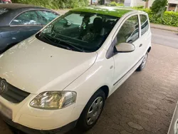 Weiß Gebraucht 2010 VW Golf VI Kleinwagen | 1.000 €
