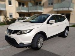 Weiß Gebraucht 2014 Nissan Qashqai Tekna SUV | 8.250 € (Superpreis)