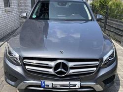 Grau Gebraucht 2018 Mercedes GLC220 SUV | 29.900 € (Fairer Preis)